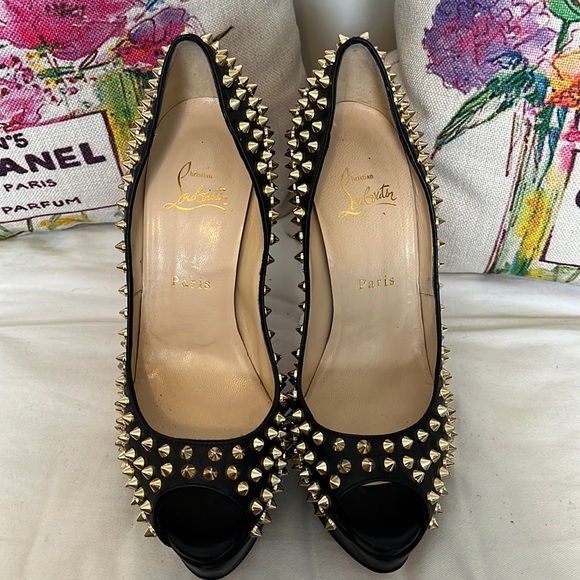 Christian Louboutin :Size 39.5 - Picture 1 of 8